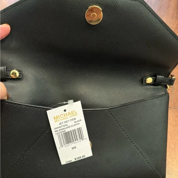 Michael Kors Jet Set Medium Envelope Clutch. - Picture 5 of 11